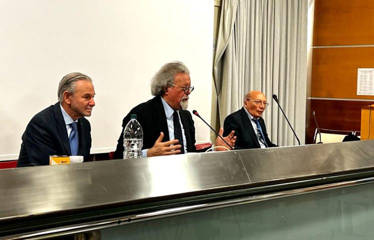 Il segretario nazionale FIMMG, Silvestro Scotti, a Ragusa