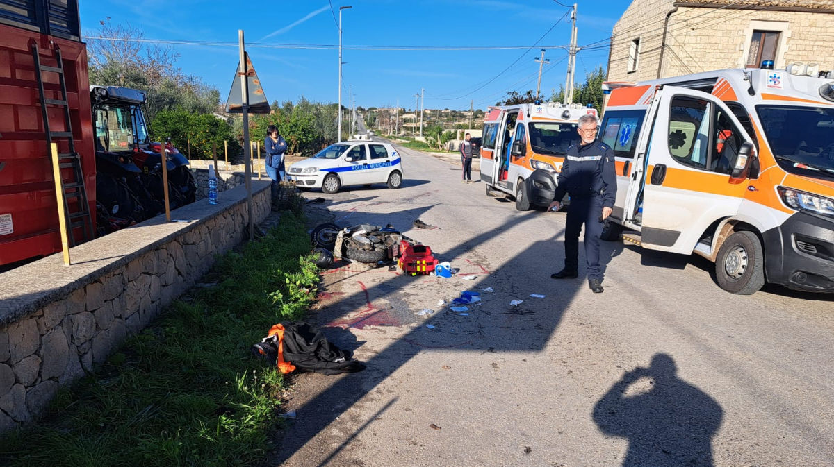 Incidente a Modica, ragazzo elisoccorso